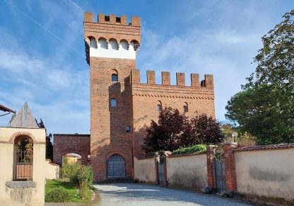Il castello ritrovato. Interventi di recupero e indagini archeologiche al castello di Verrone - immagine 2